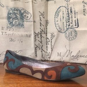 Reed Evins suede flat(orange, cream, brown & teal)